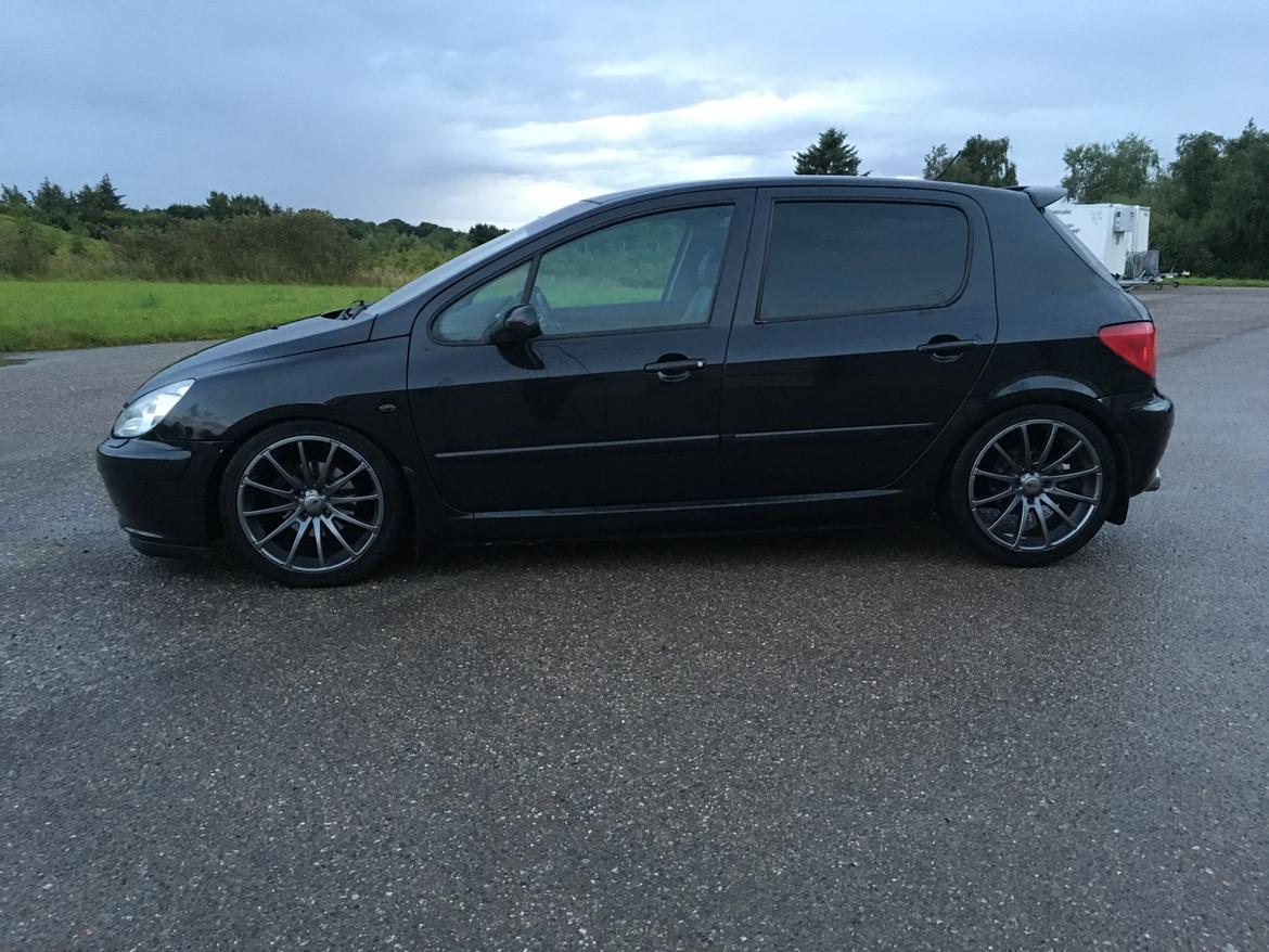 Peugeot 307 2.0 16v se "solgt" billede 3