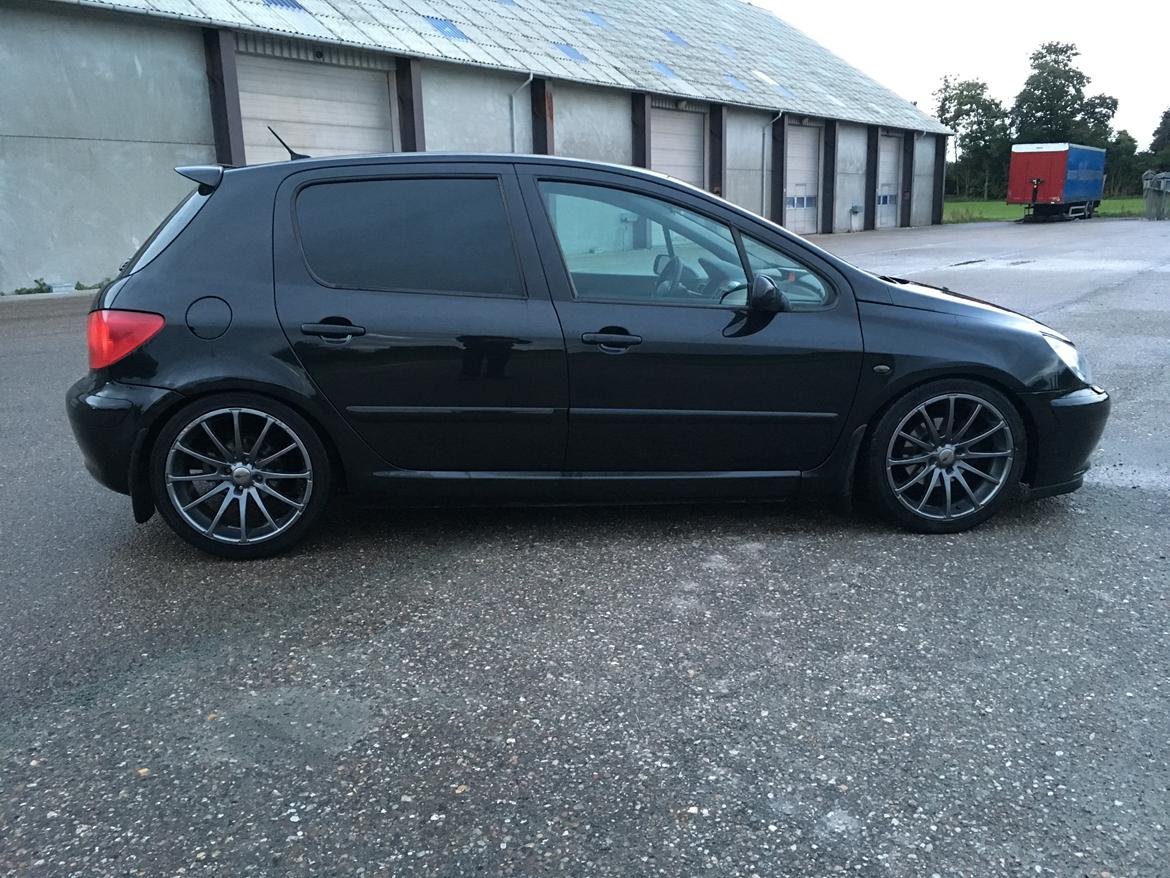 Peugeot 307 2.0 16v se "solgt" billede 7