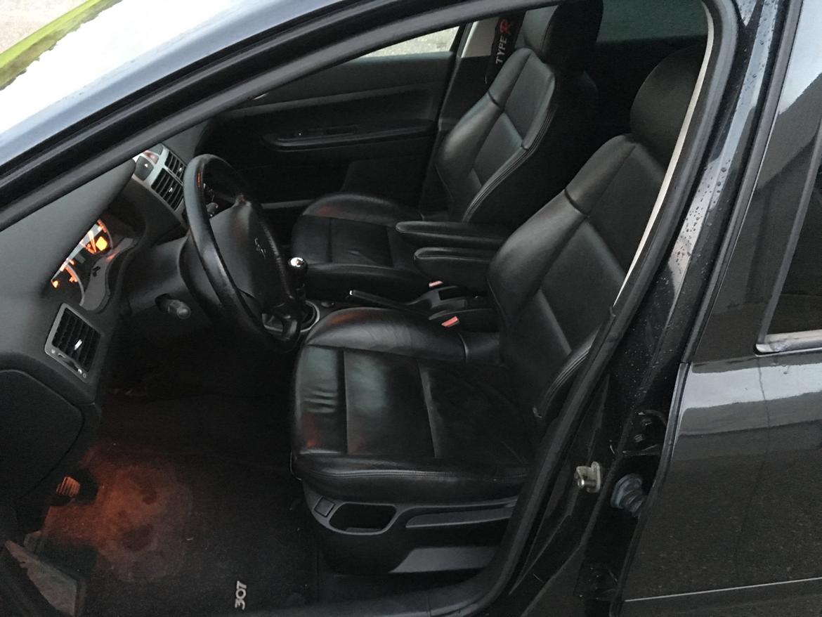 Peugeot 307 2.0 16v se "solgt" billede 13
