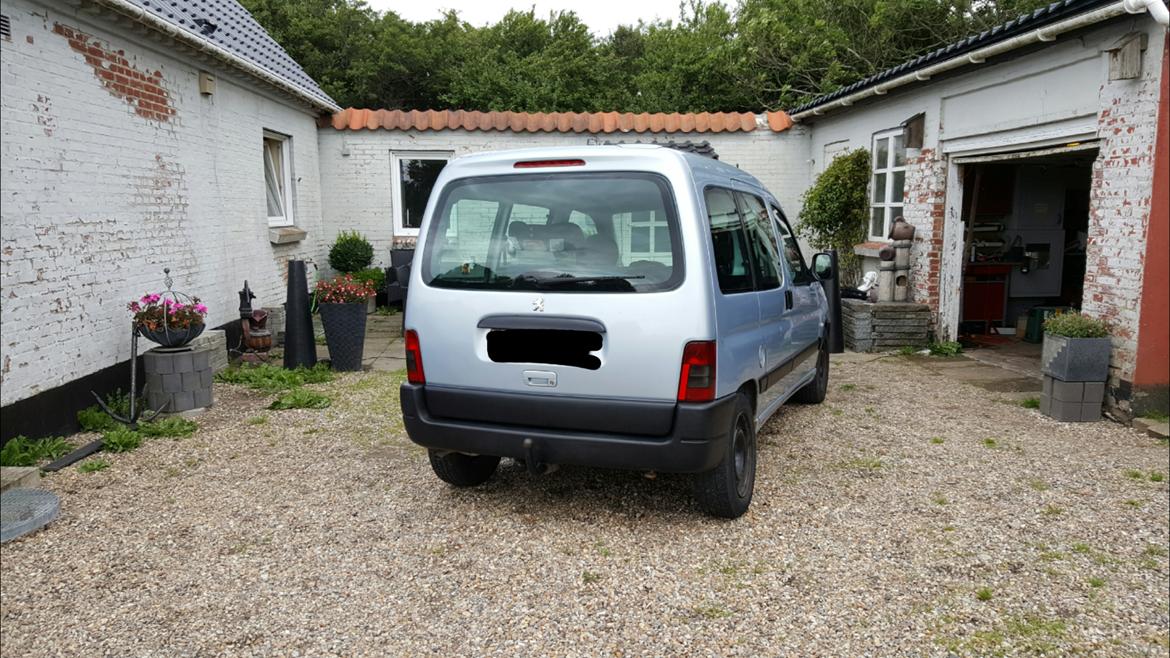 Peugeot Partner familia II - "skramlekassen" - Bagenden af bilen.. billede 4