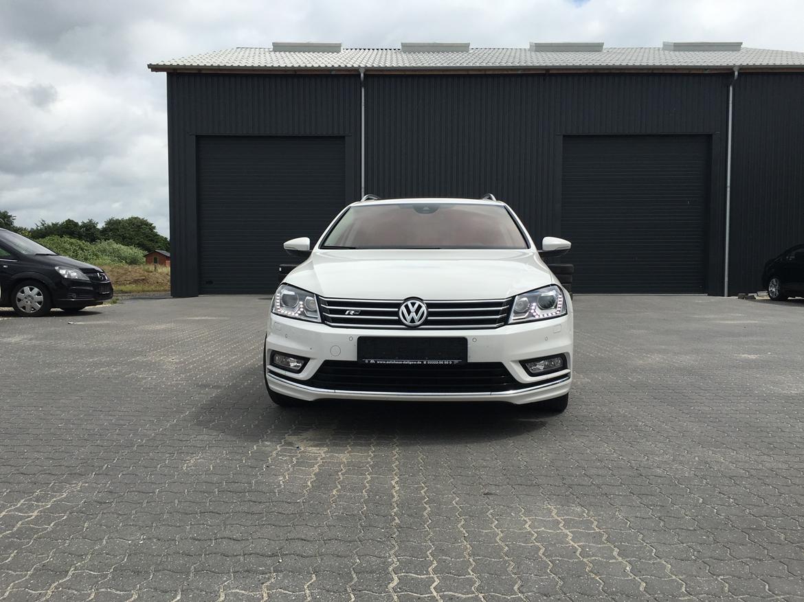 VW Passat 2.0 TSI R-Line DSG6 billede 1