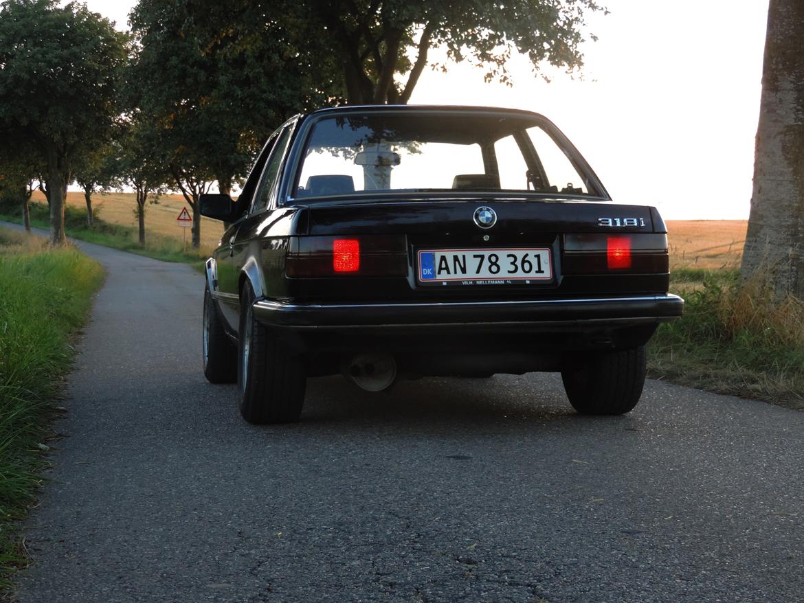 BMW E30 318i billede 4