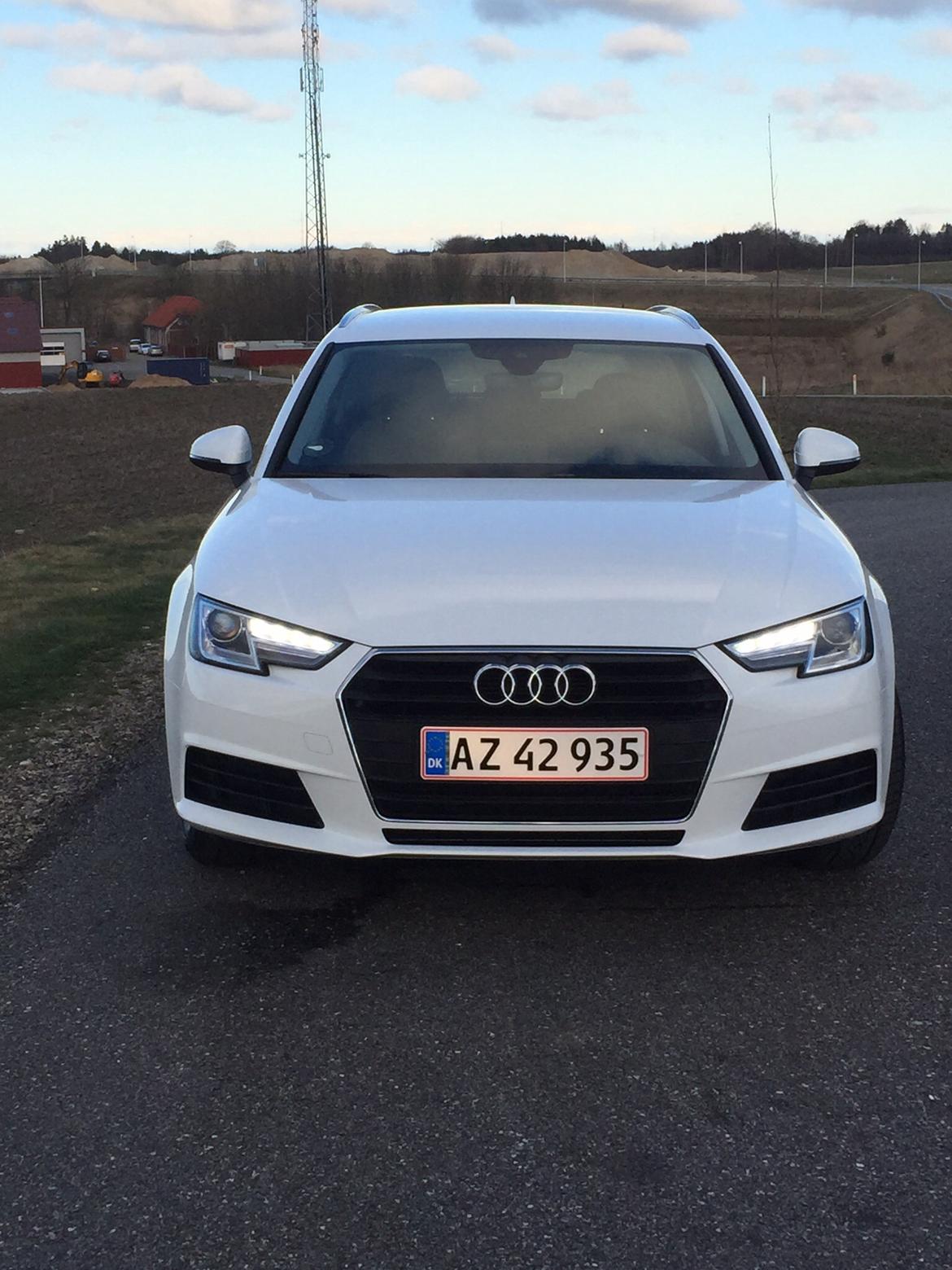 Audi Audi A4 avant 2.0 150 TDI B9 “solgt” billede 4