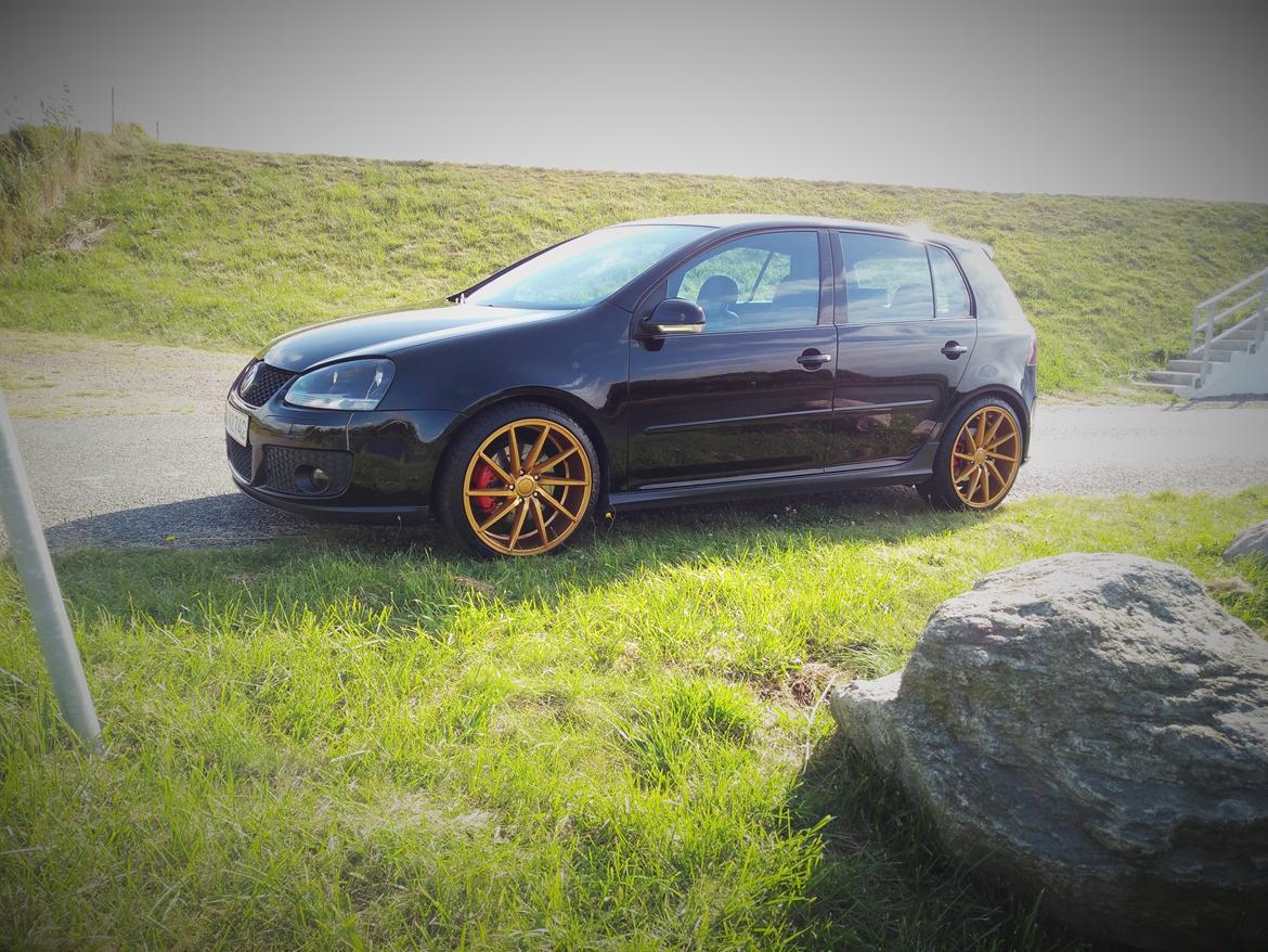 VW Golf V GTI billede 1