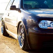 VW Golf 4