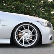 BMW 320d e91