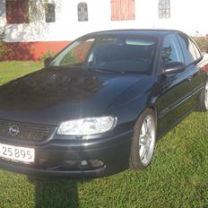 Opel omega mv6