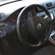 VW Passat 1.6 FSI