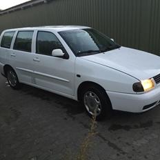 VW Polo Classic 1.9 DTI=(Der træbund i)