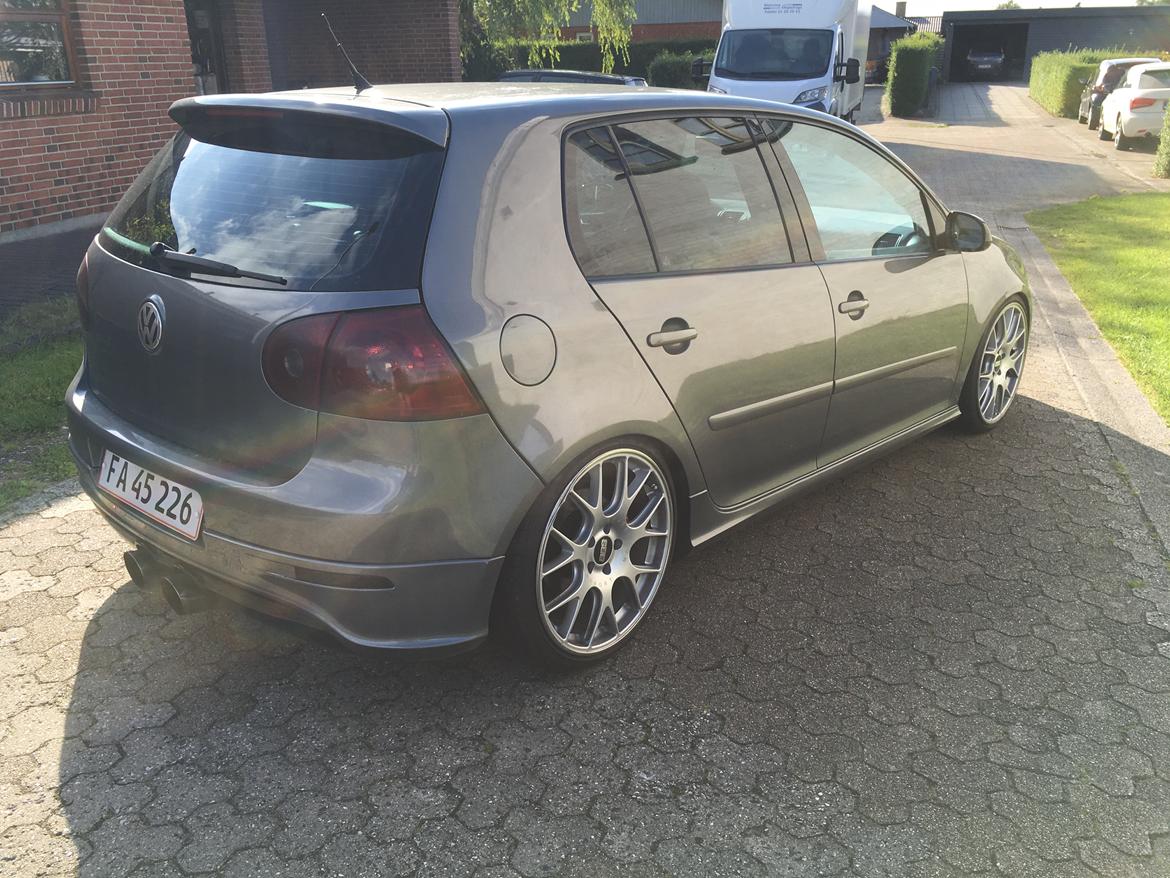 VW Golf V GTi Airride billede 4