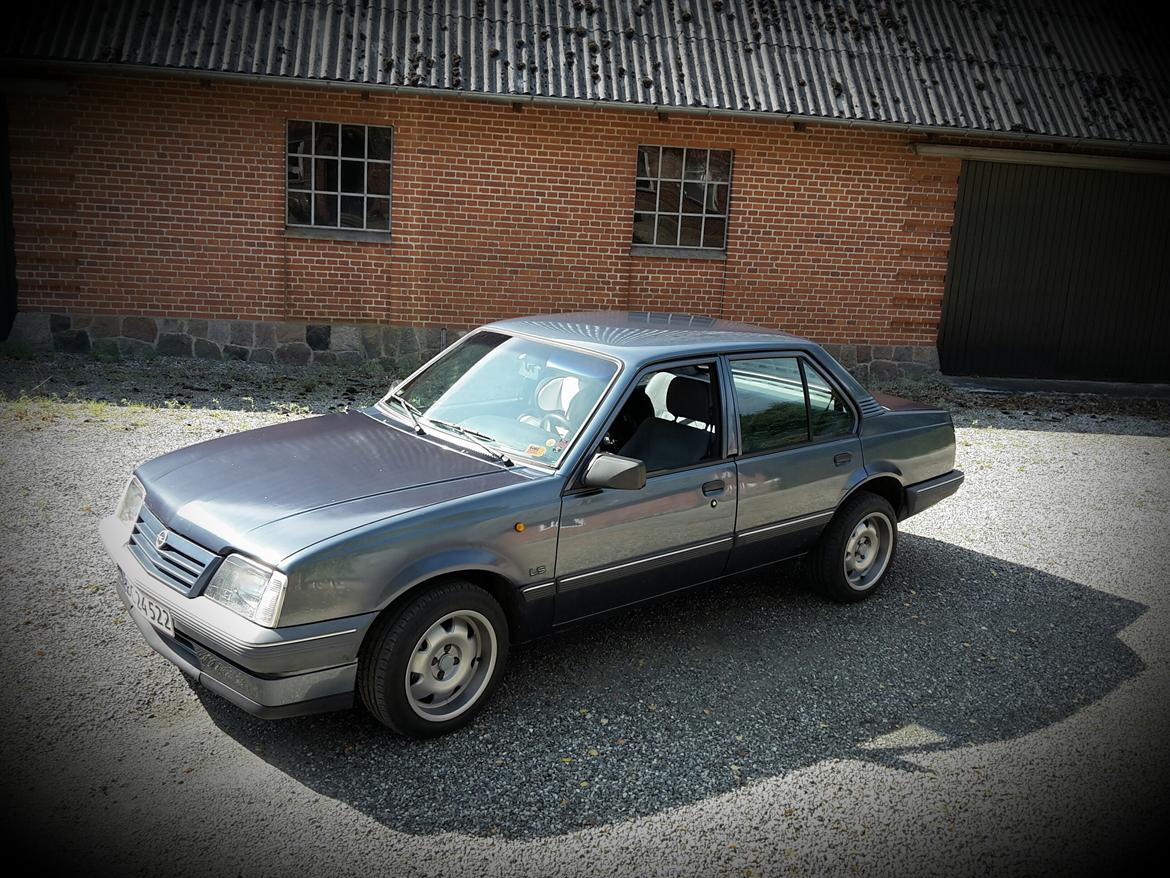 Opel Ascona c 2,0 i billede 7
