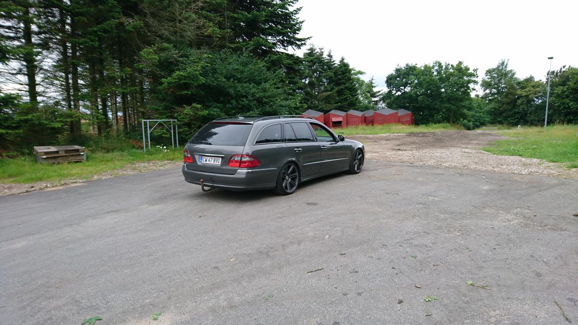 Mercedes Benz E 220 cdi billede 4