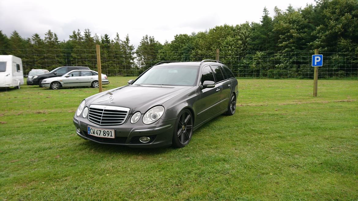 Mercedes Benz E 220 cdi billede 2