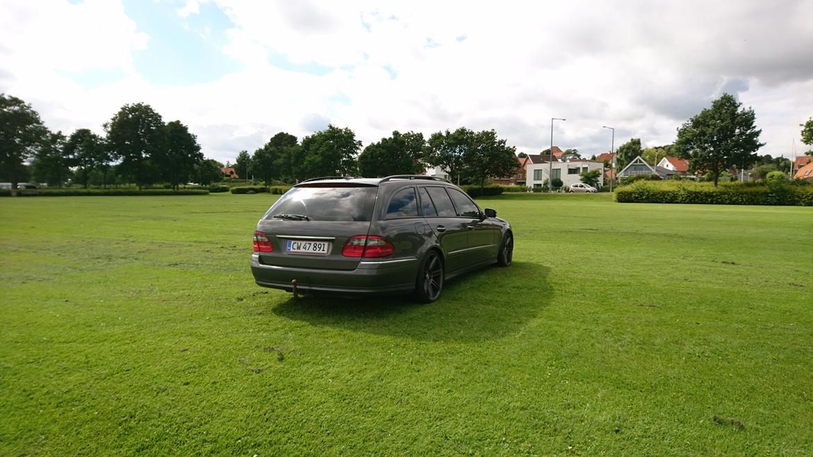 Mercedes Benz E 220 cdi billede 10
