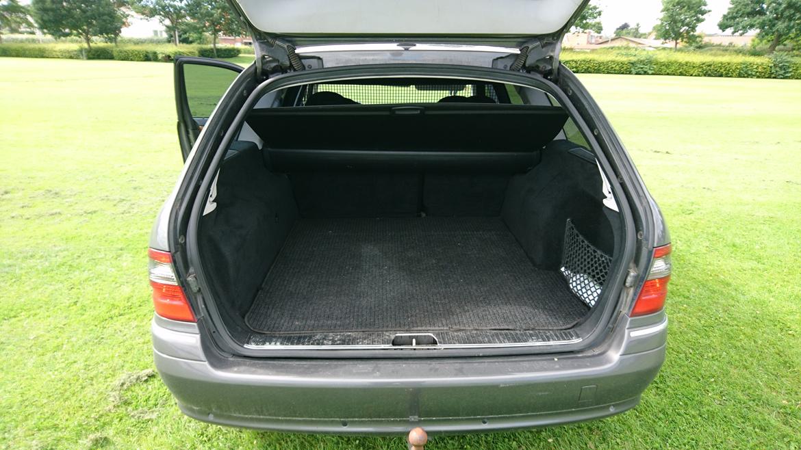 Mercedes Benz E 220 cdi billede 19