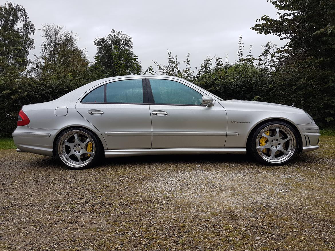 Mercedes Benz E 55 AMG    ( W211)  billede 1