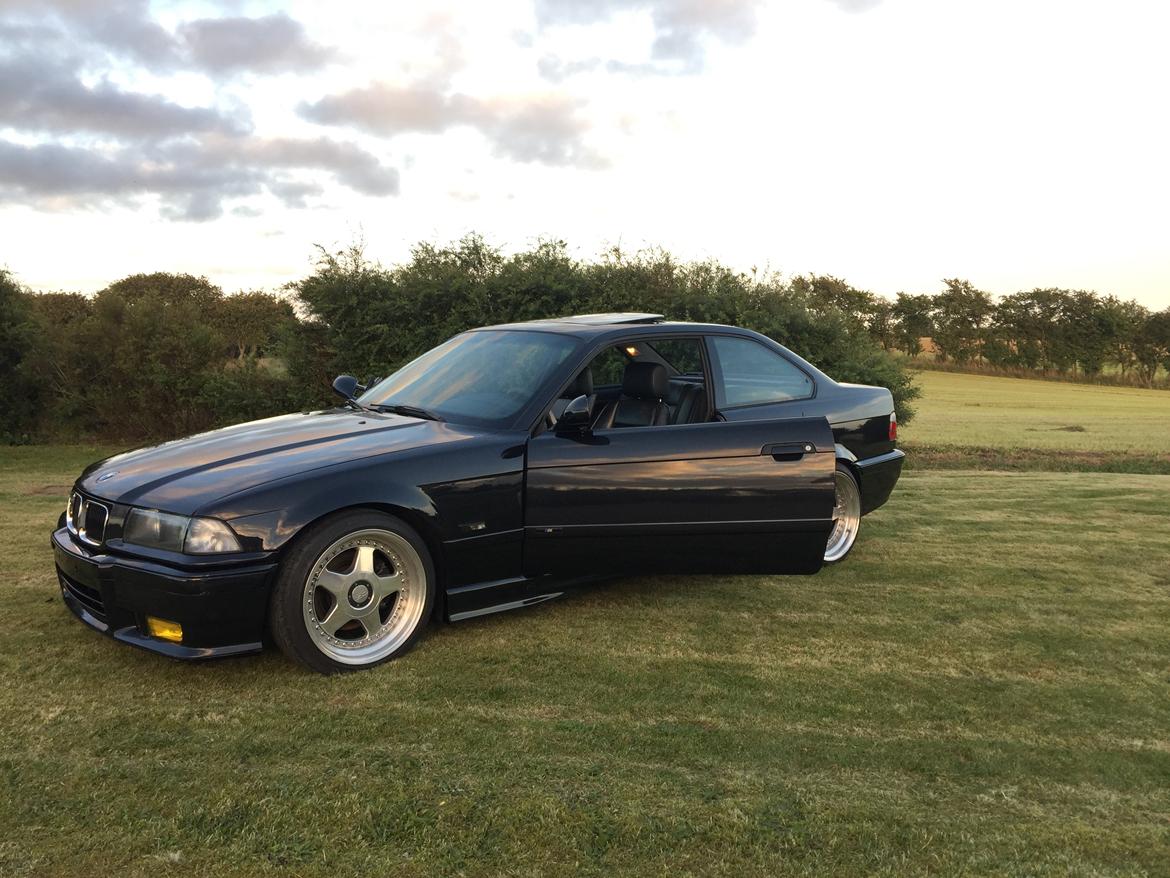 BMW E36 328i Coupe billede 4