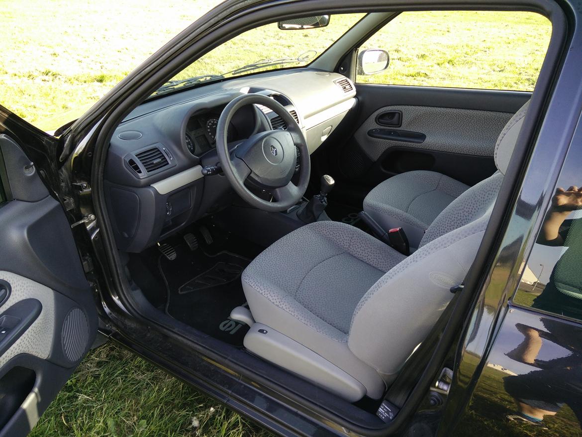 Renault Clio II 1.2 8V 3d billede 6