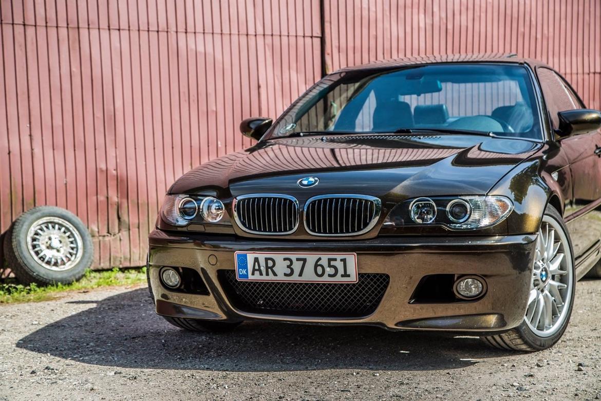 BMW E46 330i coupe billede 1