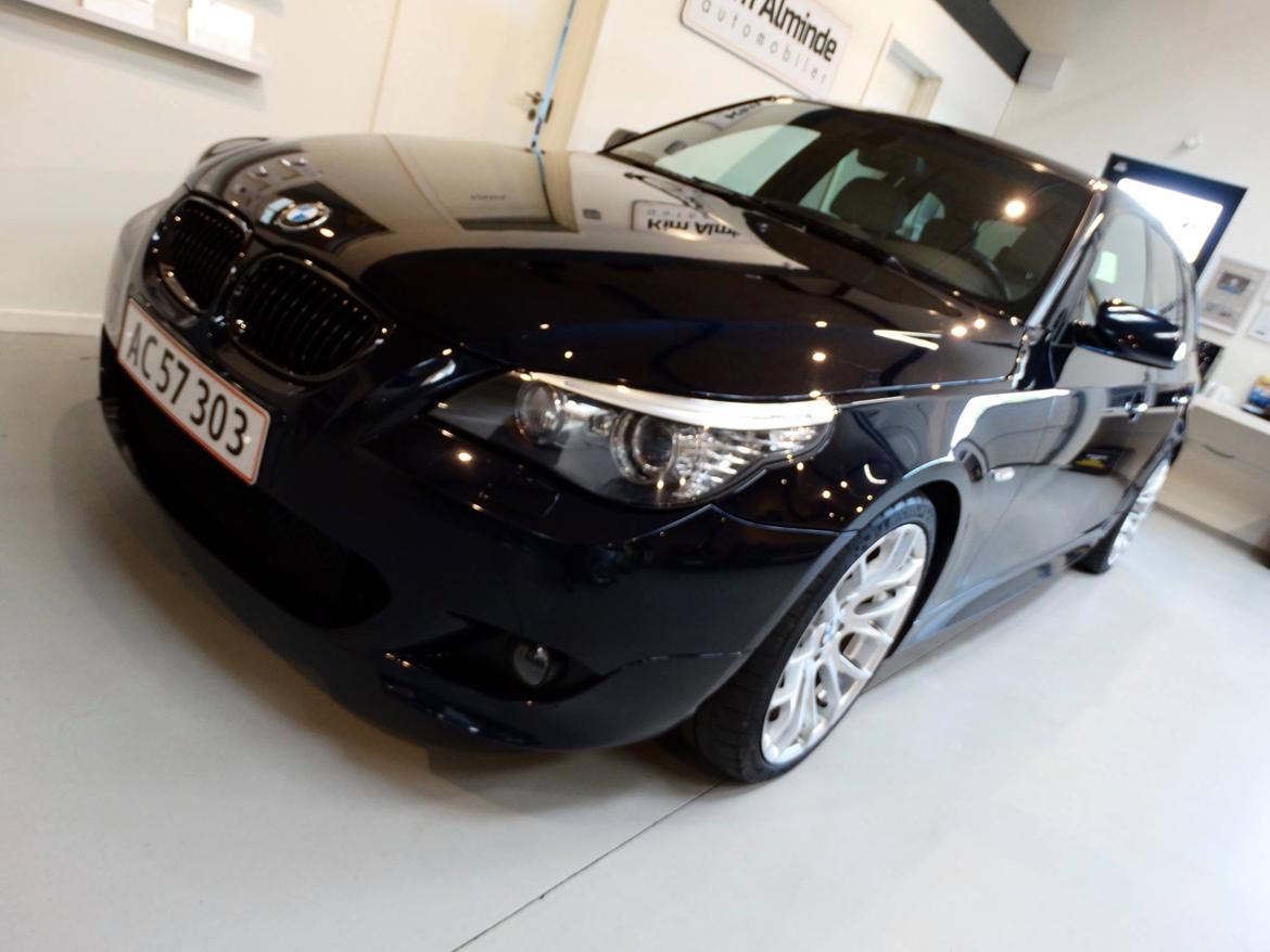 BMW E61 535d lci *SOLGT* billede 2