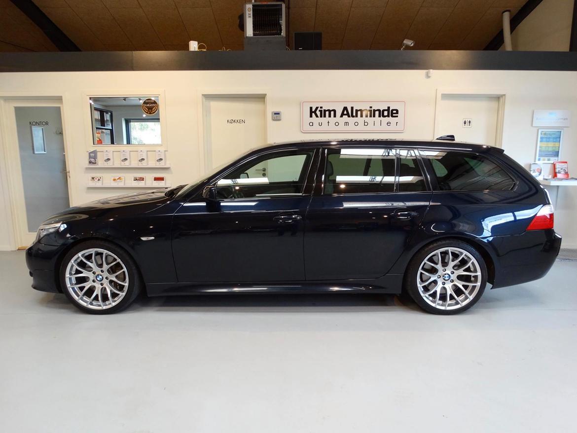 BMW E61 535d lci *SOLGT* billede 4