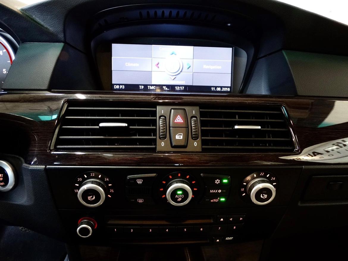 BMW E61 535d lci *SOLGT* billede 18