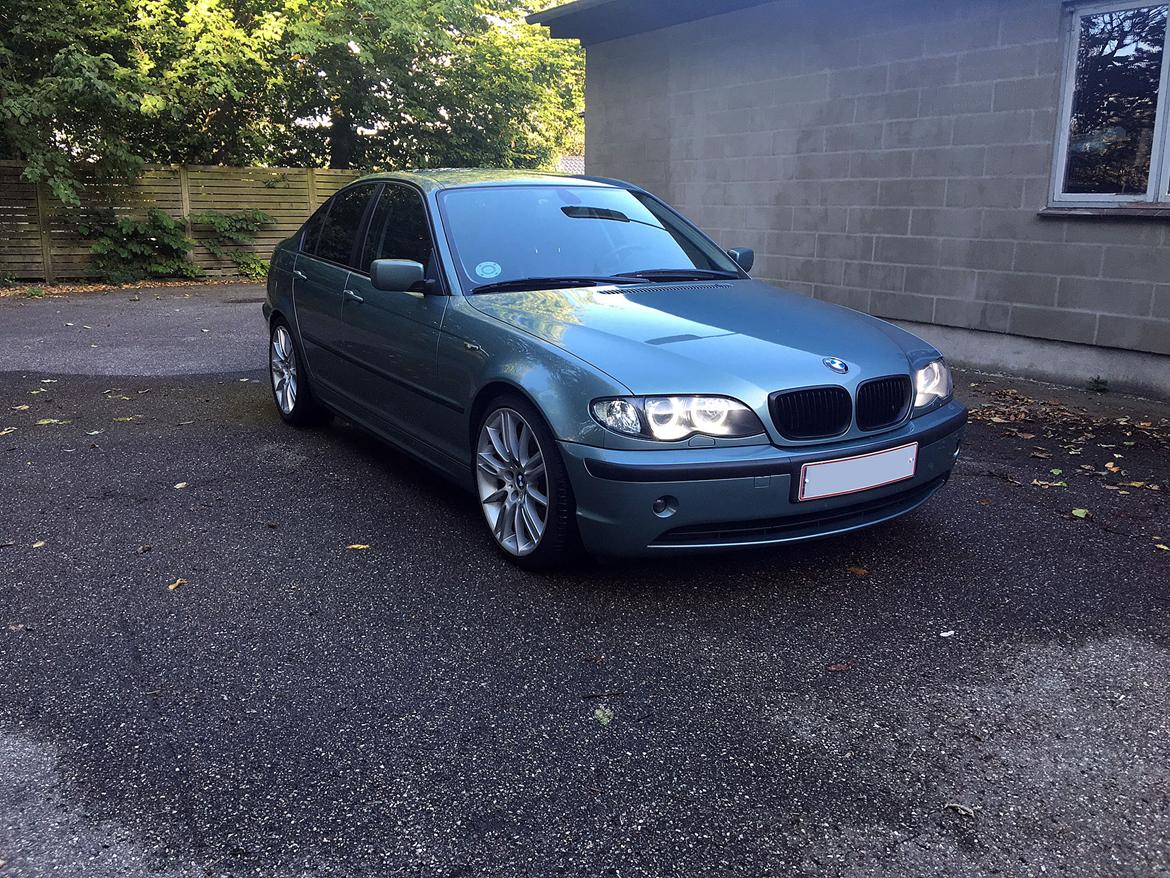 BMW 320D billede 8