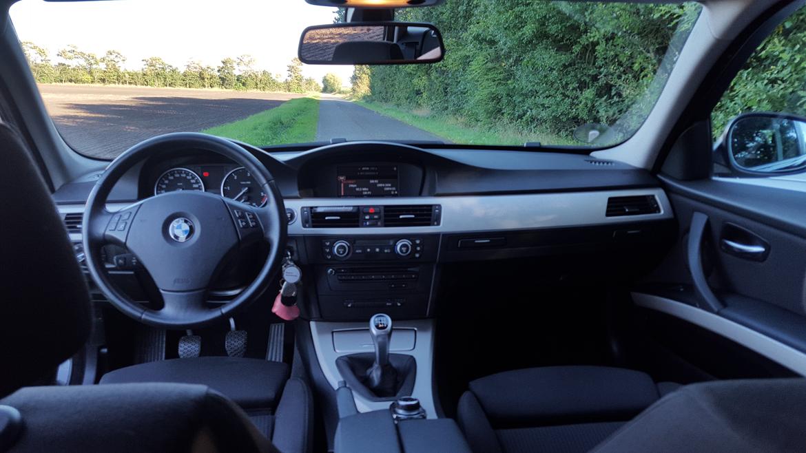 BMW 318d E91 LCI (konebil) billede 11