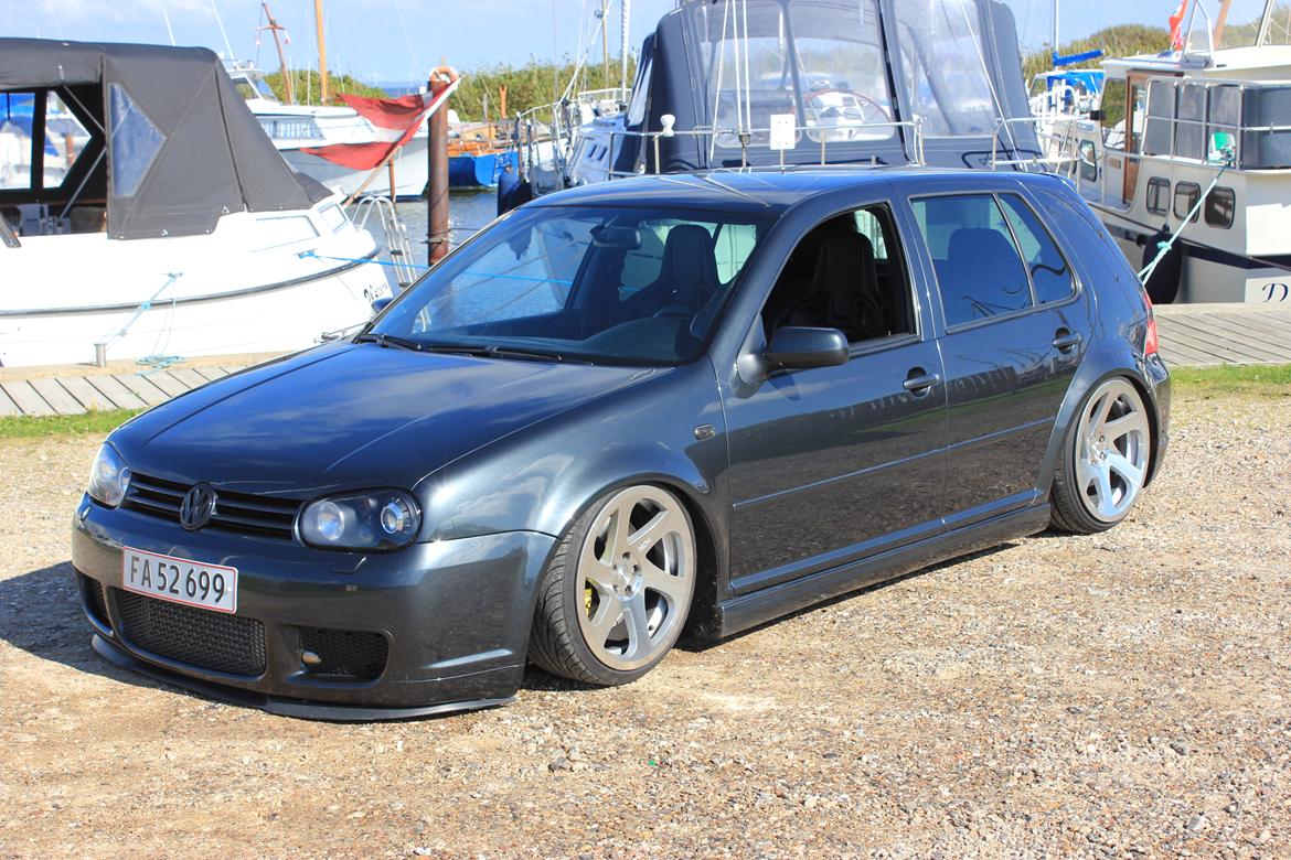 VW Golf 4 billede 1