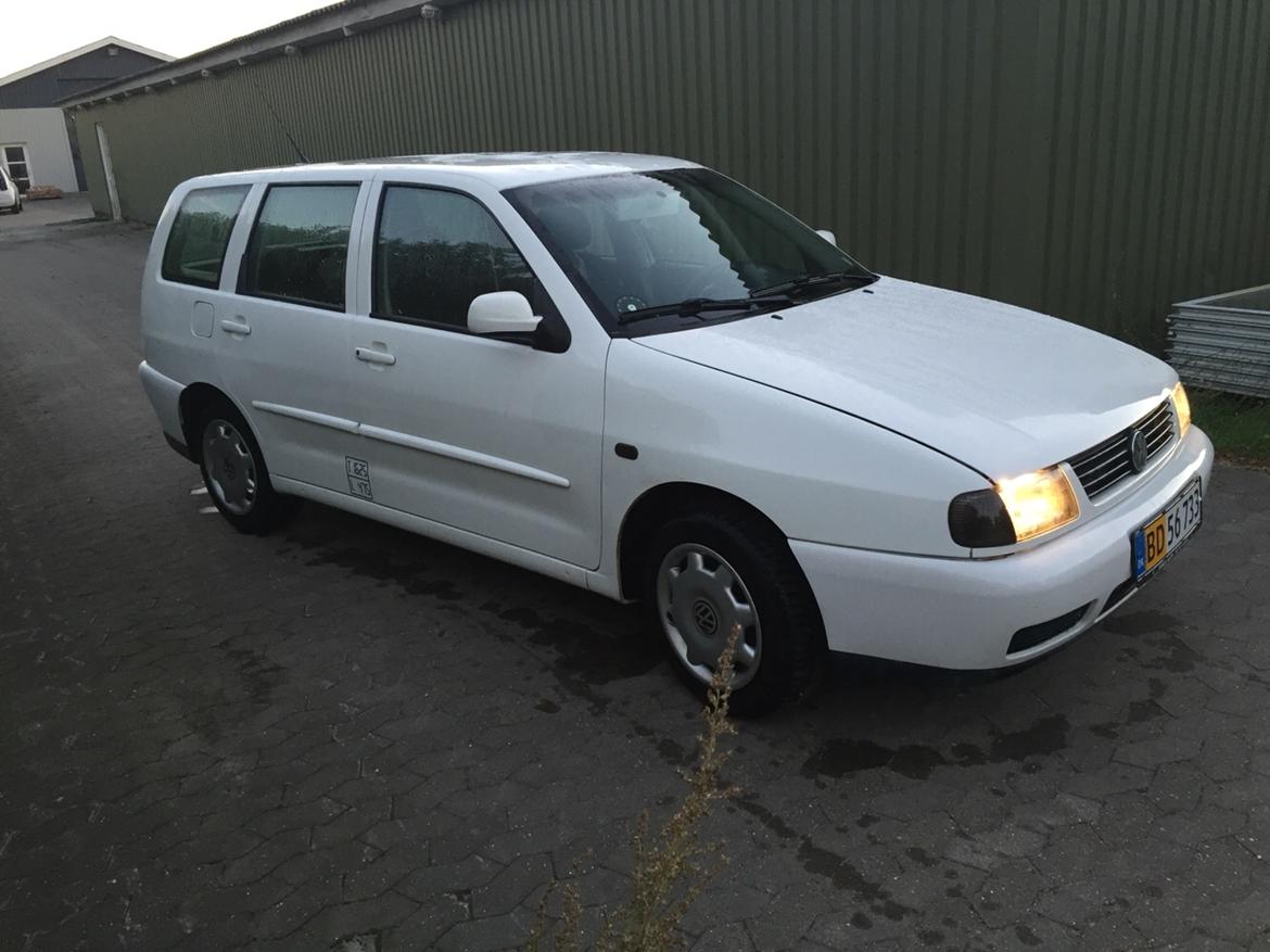 VW Polo Classic 1.9 DTI=(Der træbund i) billede 3