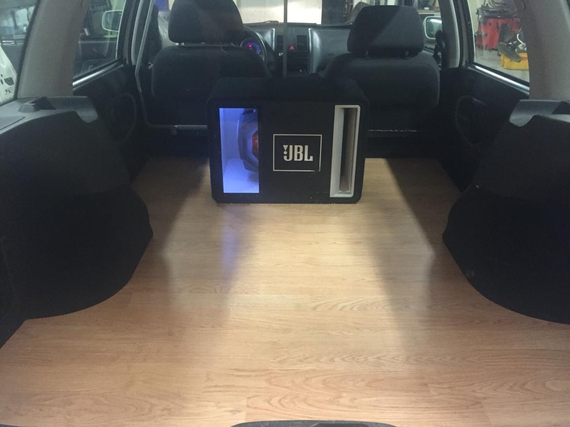 VW Polo Classic 1.9 DTI=(Der træbund i) billede 10