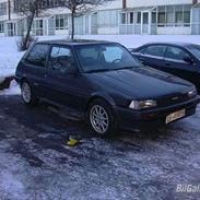 Toyota Corolla --TOTAL SKADET--