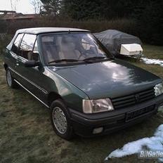 Peugeot 205 Roland Garros. Cab.