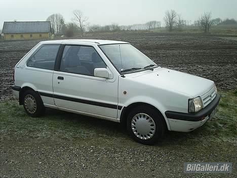 Nissan Micra K10 - Død - Som den så ud da jeg fik den billede 2