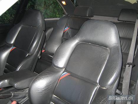 BMW 325i coupe *SOLGT* billede 1