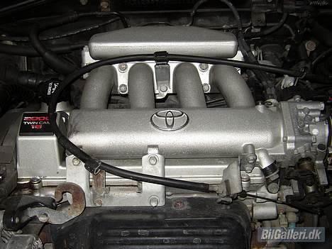 Toyota Carina E GTI billede 8