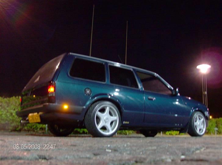 Opel Kadett D caravan (solgt) billede 11