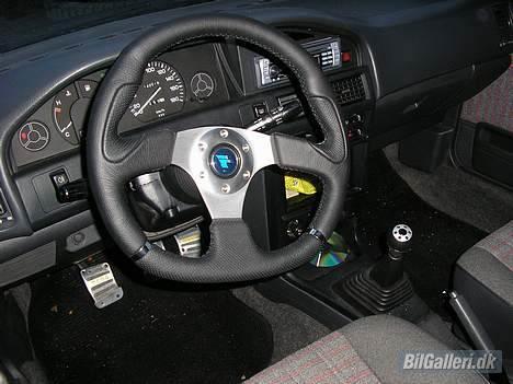 Toyota Corolla XLi SOLGT!! billede 11