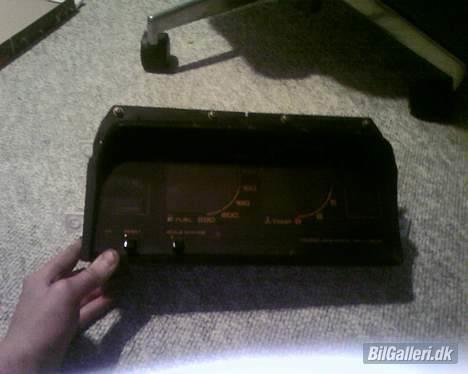 Mazda 323 BF Super Special - Nyt Digitalt Speedometer billede 2