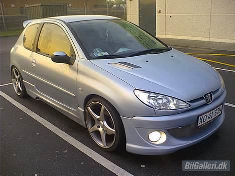 Peugeot 206 SOLGT (RIP) billede 1