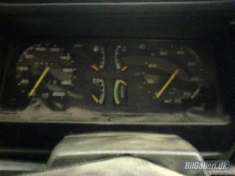 Opel Kadett D 1,6 SR - GTE eller SR instrumentering? Bemærk den irriterende ECON måler :D billede 14