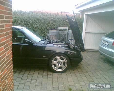 BMW 525i 24v solgt billede 13