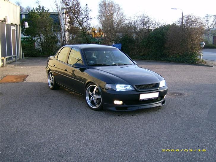 Opel Vectra  SOLGT billede 1