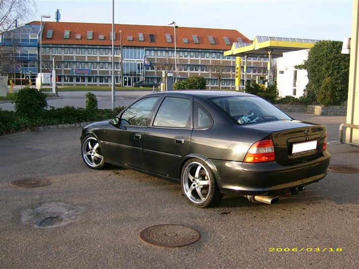 Opel Vectra  SOLGT billede 3