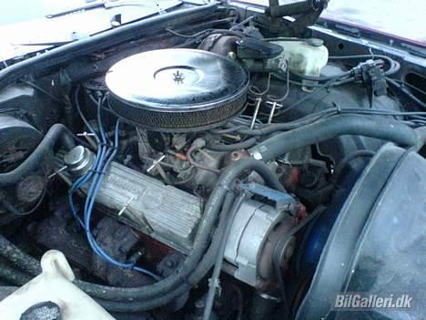 Chevrolet Monte Carlo - Ser noget rodet ud lige pt, men det skal der nok komme orden i på et tidspunkt. billede 4