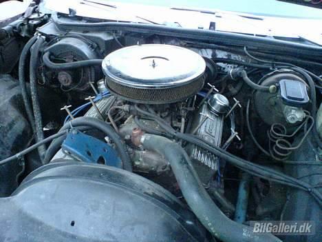 Chevrolet Monte Carlo - Ser noget rodet ud lige pt, men det skal der nok komme orden i på et tidspunkt. billede 5