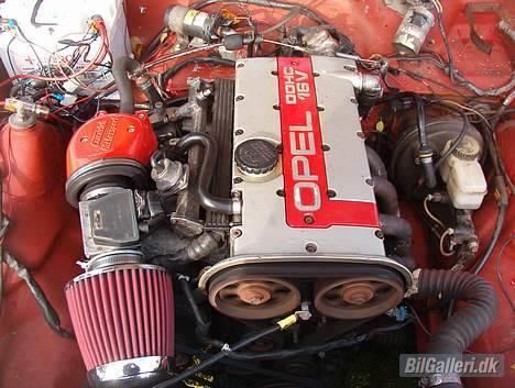 Opel kadett c 2.0 16v SOLGT billede 3