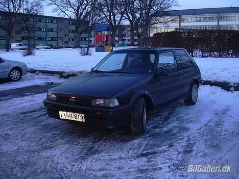 Toyota Corolla --TOTAL SKADET-- billede 8