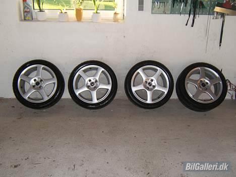 VW golf 2 GT >SOLGT< - det er så min 16' Kahn sommer fælge... billede 14