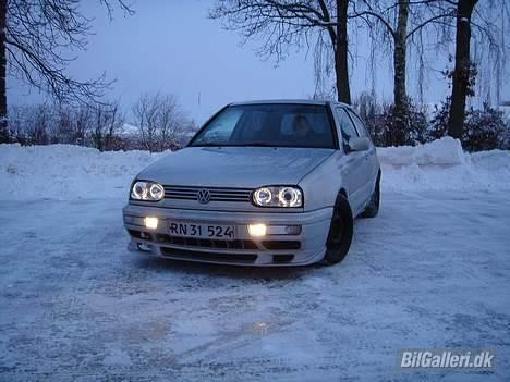 VW golf 1,8i † død † billede 1